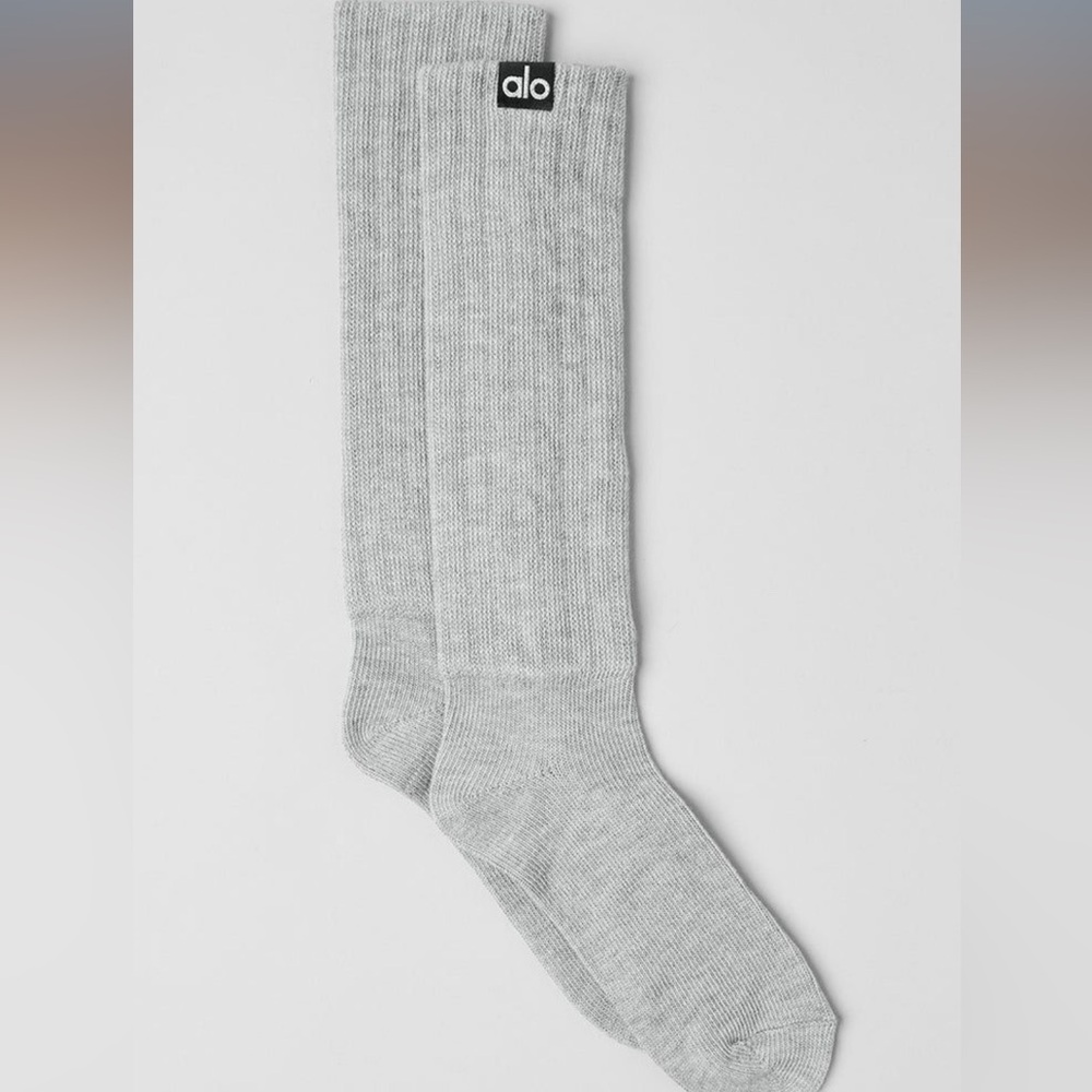 NWOT ALO Unisex Scrunch Socks - Set of 2 Gray/White